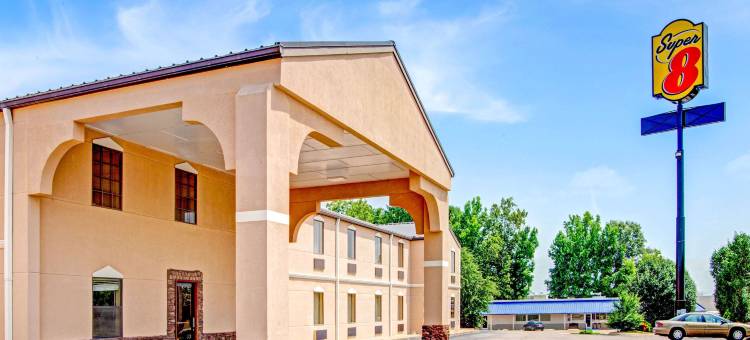 福雷斯特城速8酒店(Super 8 by Wyndham Forrest City AR)图片