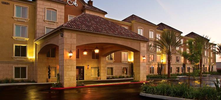 莫雷诺谷艾尔水疗酒店(Ayres Hotel & Spa Moreno Valley/Riverside)图片