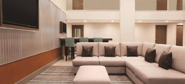 夏洛特机场丽笙酒店(Radisson Hotel Charlotte Airport)图片