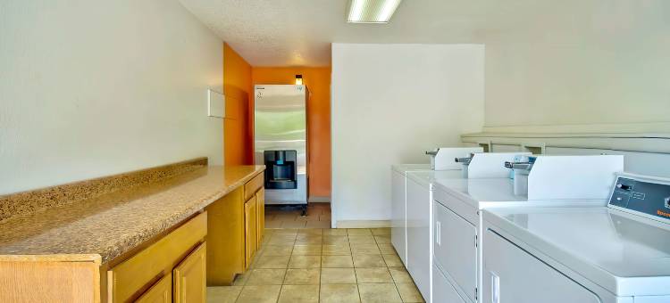 沃伦6号汽车旅馆(Motel 6 Warren, MI - Detroit East)图片
