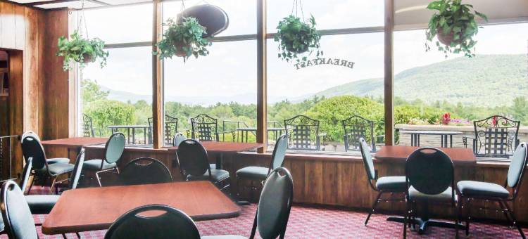 Travelodge by Wyndham Lake George NY图片