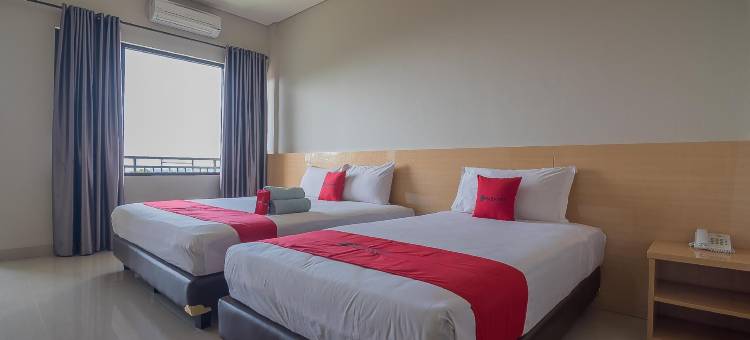 RedDoorz Premium @ Fafa Hills Resort Puncak图片
