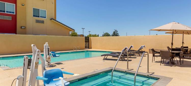 沃斯科贝斯特韦斯特优质套房酒店(Best Western Plus Wasco Inn  Suites)图片