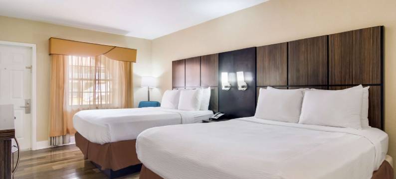 海湾站贝斯特韦斯特酒店(Best Western Bayfront)图片