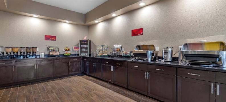 大湖贝斯特韦斯特优质酒店(Best Western Plus Big Lake Inn)图片