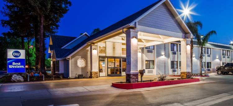 城市贝斯特韦斯特酒店(Best Western Town  Country Lodge)图片