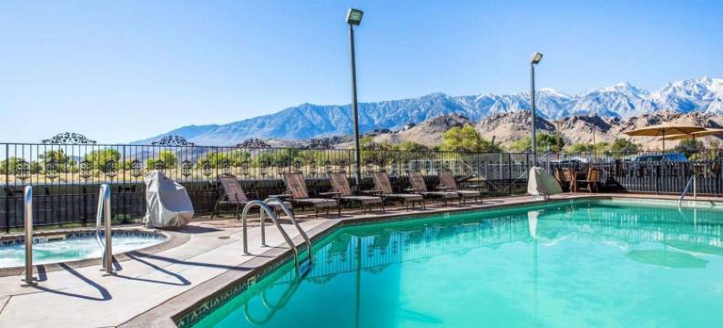 惠特尼山附近隆派恩凯艺酒店(Quality Inn Lone Pine Near Mount Whitney)图片