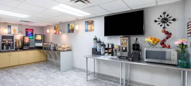 斯托克布里奇-亚特兰大I-75麦客达套房酒店(Microtel Inn & Suites by Wyndham Stockbridge/Atlanta I-75)图片