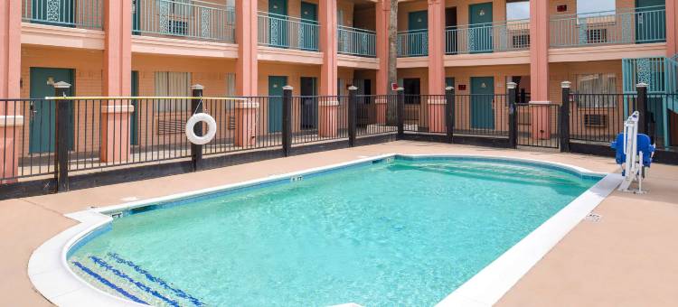 克卢特莱克杰克逊美洲最佳价值酒店(Americas Best Value Inn Clute/Lake Jackson)图片