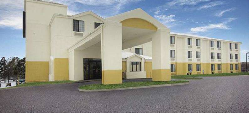 柯林斯堡呗盟套房酒店(Baymont by Wyndham Fort Collins)图片