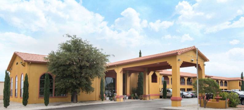 卡尔斯巴德温德姆戴斯酒店(Days Inn by Wyndham Carlsbad)图片