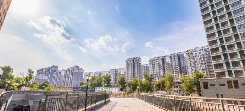 紧邻避暑山庄约10分钟的高层电梯公寓(广仁大街分店)图片