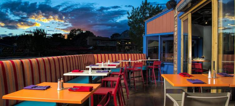 果园旅馆(The Cliffs)图片