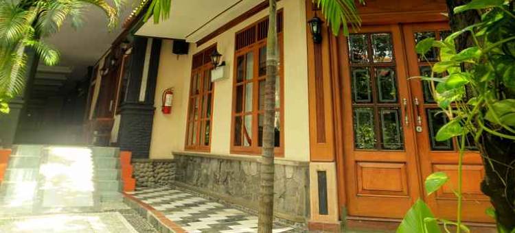 格列希克 1 号撒普塔纳瓦度假村(Sapta Nawa Resort 1 Gresik)图片