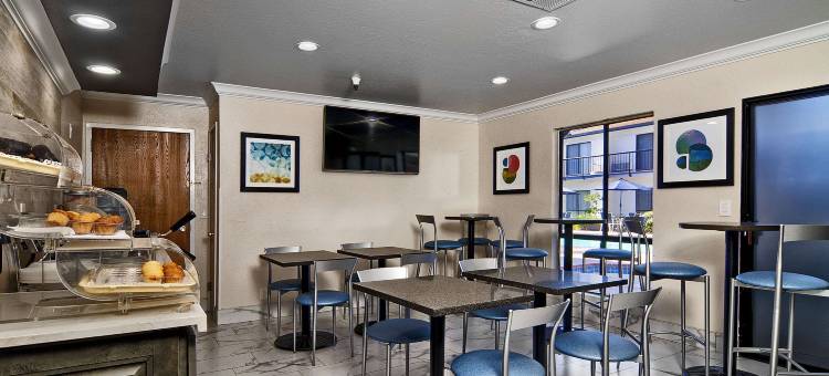 南圣荷西 / 摩根山丘凯艺套房饭店(Quality Inn & Suites South San Jose - Morgan Hill)图片