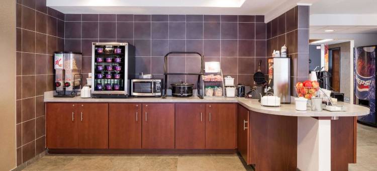 哥伦比亚克拉克巷温德姆速8酒店(Super 8 by Wyndham Columbia Clark Lane)图片