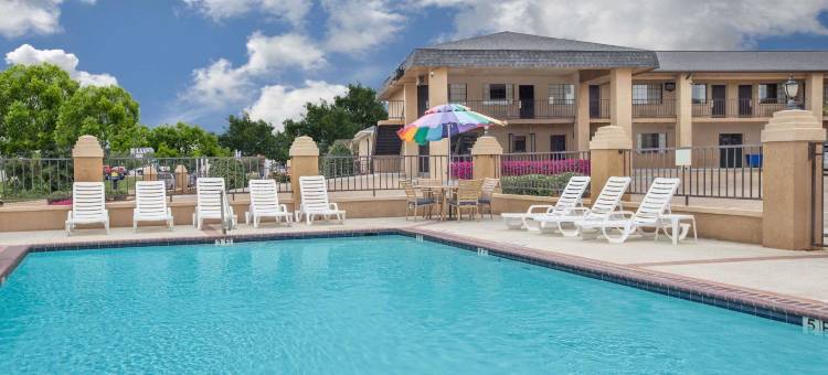 拉斯顿温德姆戴斯酒店(Days Inn by Wyndham Ruston LA)图片