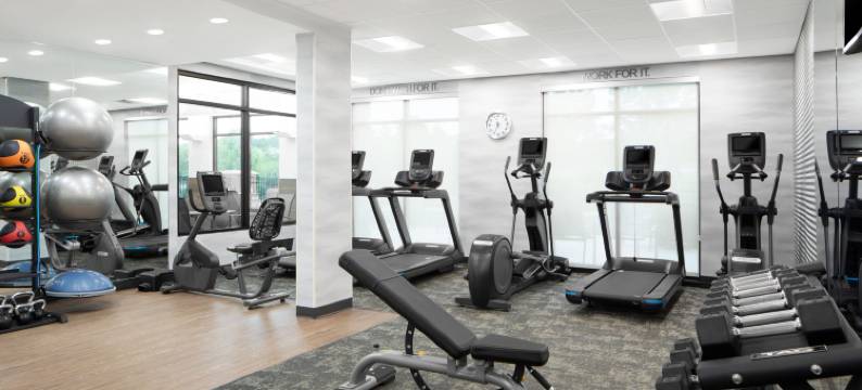 惠特塞特万枫套房酒店(Fairfield Inn & Suites Whitsett Greensboro East)图片