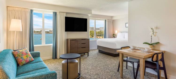 旧金山机场牡蛎角索内斯塔 ES 套房海滨酒店(Sonesta ES Suites San Francisco Airport Oyster Point Waterfront)图片