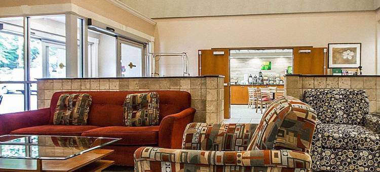 费什基尔南品质酒店及套房(靠近I-84)(Quality Inn & Suites Fishkill South Near I-84)图片