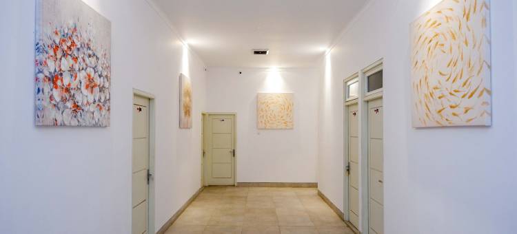 红门酒店 @ 森邦图珠库杜斯(RedDoorz Near Simpang Tujuh Kudus)图片