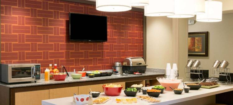 路易斯维尔杰佛逊顿美茵斯坦套房酒店(MainStay Suites Louisville Jeffersontown)图片