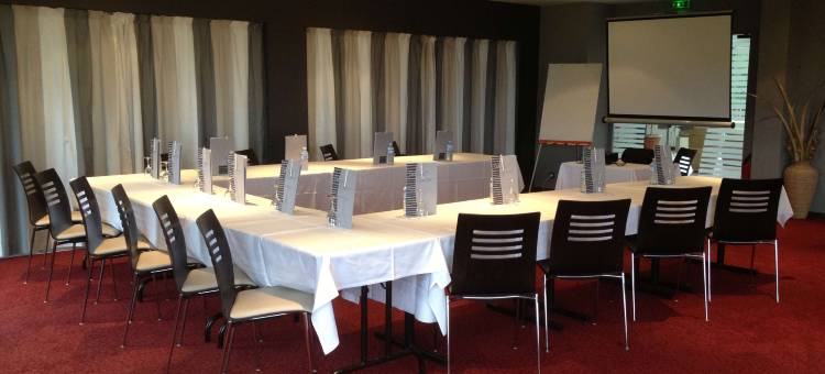 布里特酒店圣萨姆森高尔夫酒店(Brit Hotel Golfhotel Saint Samson)图片