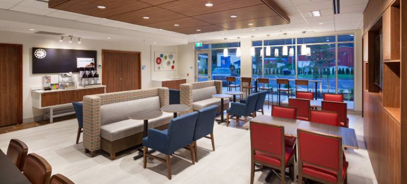 特勒斯洲际智选假日套房酒店(Holiday Inn Express & Suites TERRACE by IHG)图片