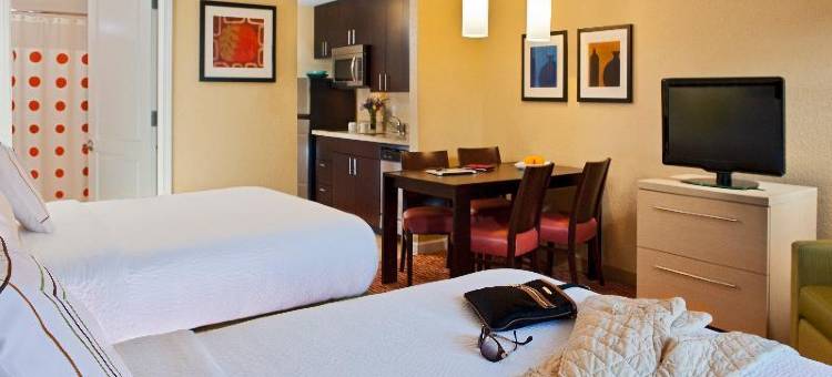 奥兰多弗拉明戈过境镇中心/西入口万豪TownePlace套房酒店(TownePlace Suites Orlando at FLAMINGO CROSSINGS® Town Center/Western Entrance)图片