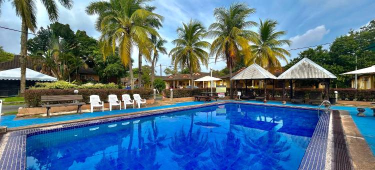 伦比亚度假别墅帕卡丁加奴(Rumbia Resort Villa Paka)图片