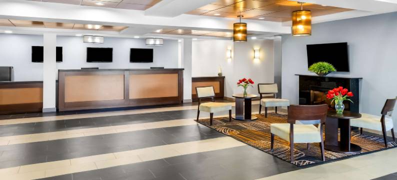 汤姆森贝斯特韦斯特套房酒店(Best Western Thompson Hotel  Suites)图片