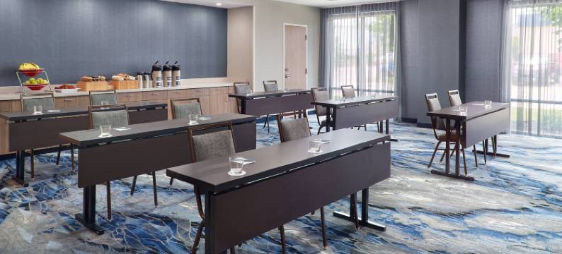 雅典-大学区万枫酒店及套房(Fairfield Inn & Suites Athens-University Area)图片