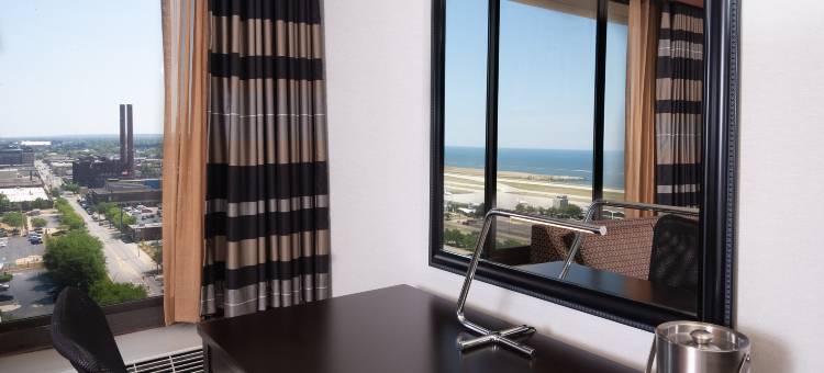 湖畔克里夫兰市中心希尔顿逸林酒店及度假村(DoubleTree by Hilton Hotel Cleveland Downtown - Lakeside)图片