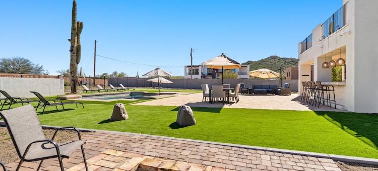 1+ Acre 5 Bedroom Desert Oasis with Pool and Mountain Views!图片