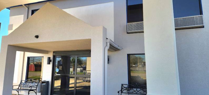 新伊比利亚戴斯套房酒店(Days Inn & Suites by Wyndham New Iberia)图片