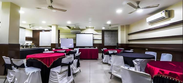 曼达基尼广场酒店(Hotel Mandakini Plaza , Kanpur)图片