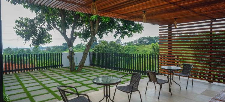 红多兹酒店-近三宝垄武吉萨里(RedDoorz Near Bukitsari Semarang)图片