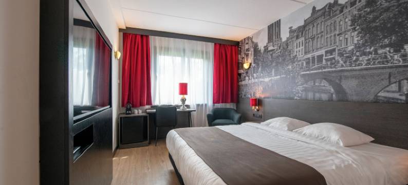 弗拉尔丁恩堡垒酒店(Bastion Hotel Vlaardingen)图片