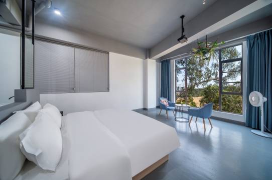 依山壹舍大岭山松山湖风景区