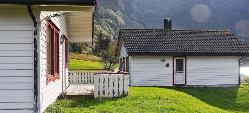 7人度假屋在塞尔耶(7 Person Holiday Home in Selje)图片