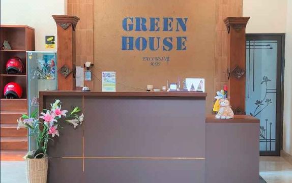 Greenhouse Exclusive TegalwarasHotel Overview