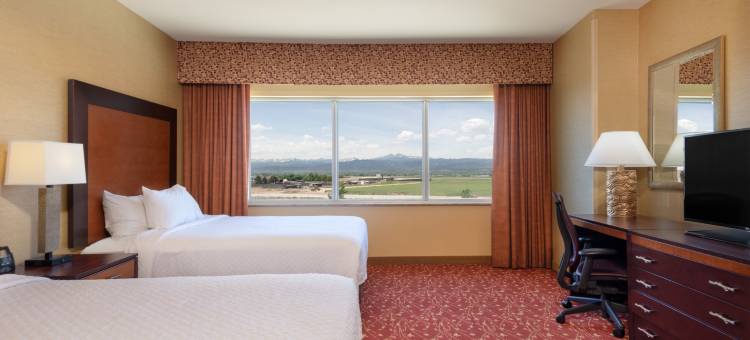 希尔顿洛夫兰大使套房会议中心(Embassy Suites by Hilton Loveland Conference Center & Spa)图片