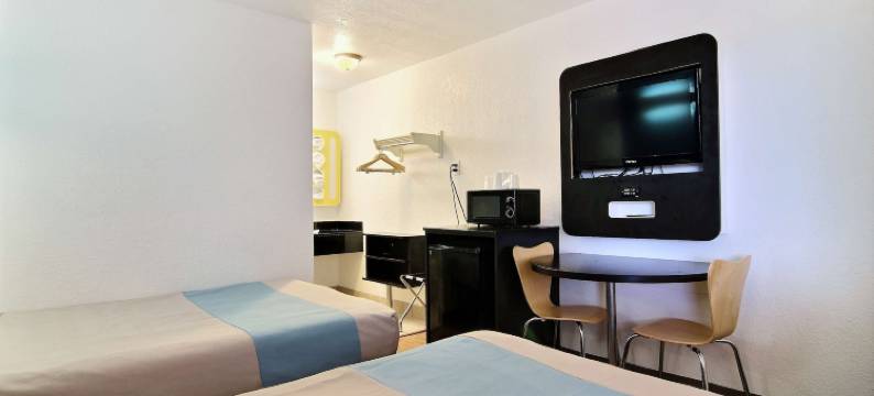 卡尔斯巴德6号汽车旅馆(Motel 6 Carlsbad, NM)图片