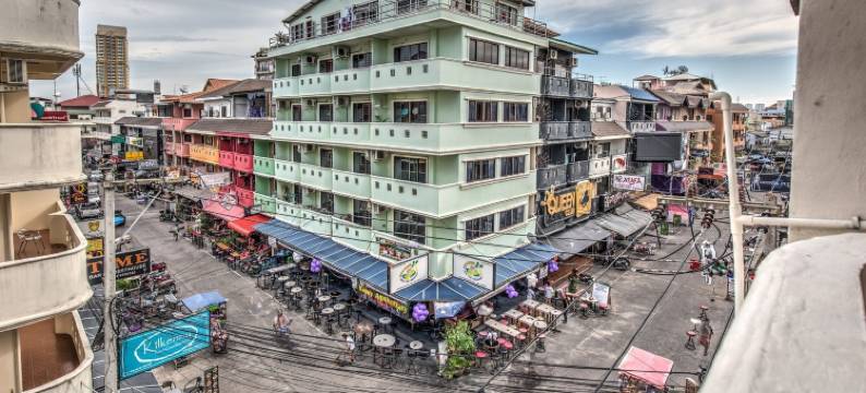 流浪者体育酒吧酒店(I Rovers)图片