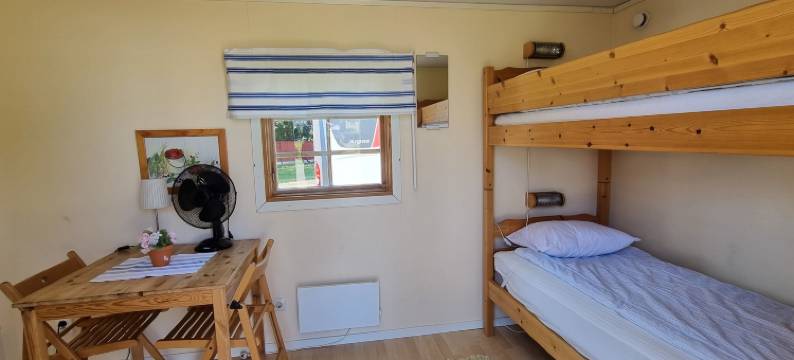 科尔斯库伦斯村舍咖啡露营酒店(Korskullens Camping Stugor & Cafe)图片