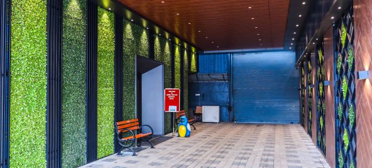 鲁德拉谢尔特商务酒店(Rudra Shelter Business Hotel)图片