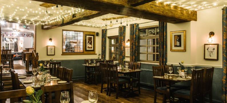 老式四便士旅馆(The Old Fourpenny Hotel)图片