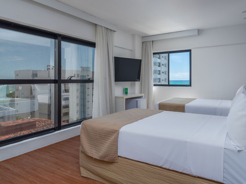 Tropicalis的Palms Ponta Verde