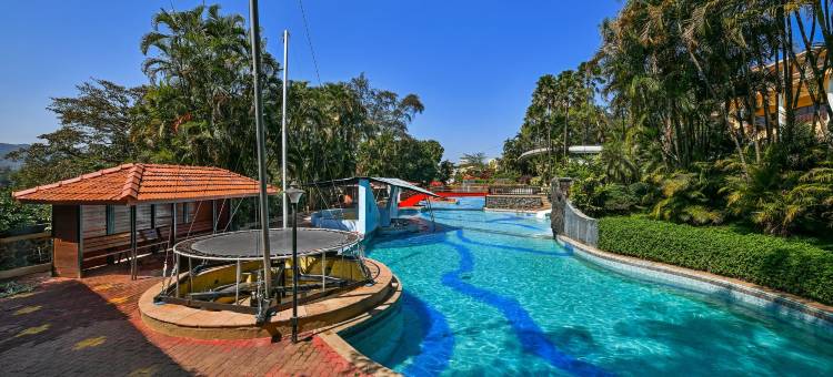 罗娜瓦拉法里亚斯度假村(Fariyas Resort Lonavala)图片