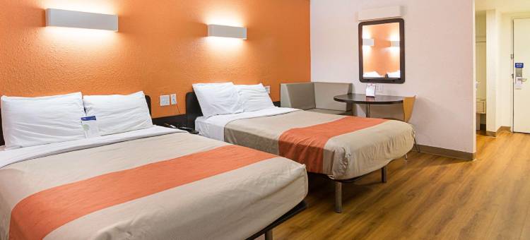 佛罗里达坦帕 - 博览会场 6 号汽车旅馆(Motel 6 - Tampa, FL - Fairgrounds)图片